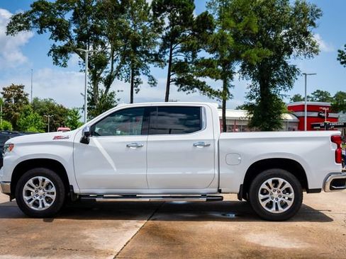 Used 2024 Chevrolet Silverado 1500 LTZ AWD/4WD image 2