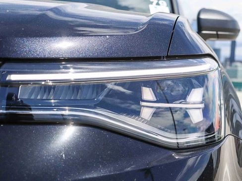 New 2025 Volkswagen Taos S FWD image 7