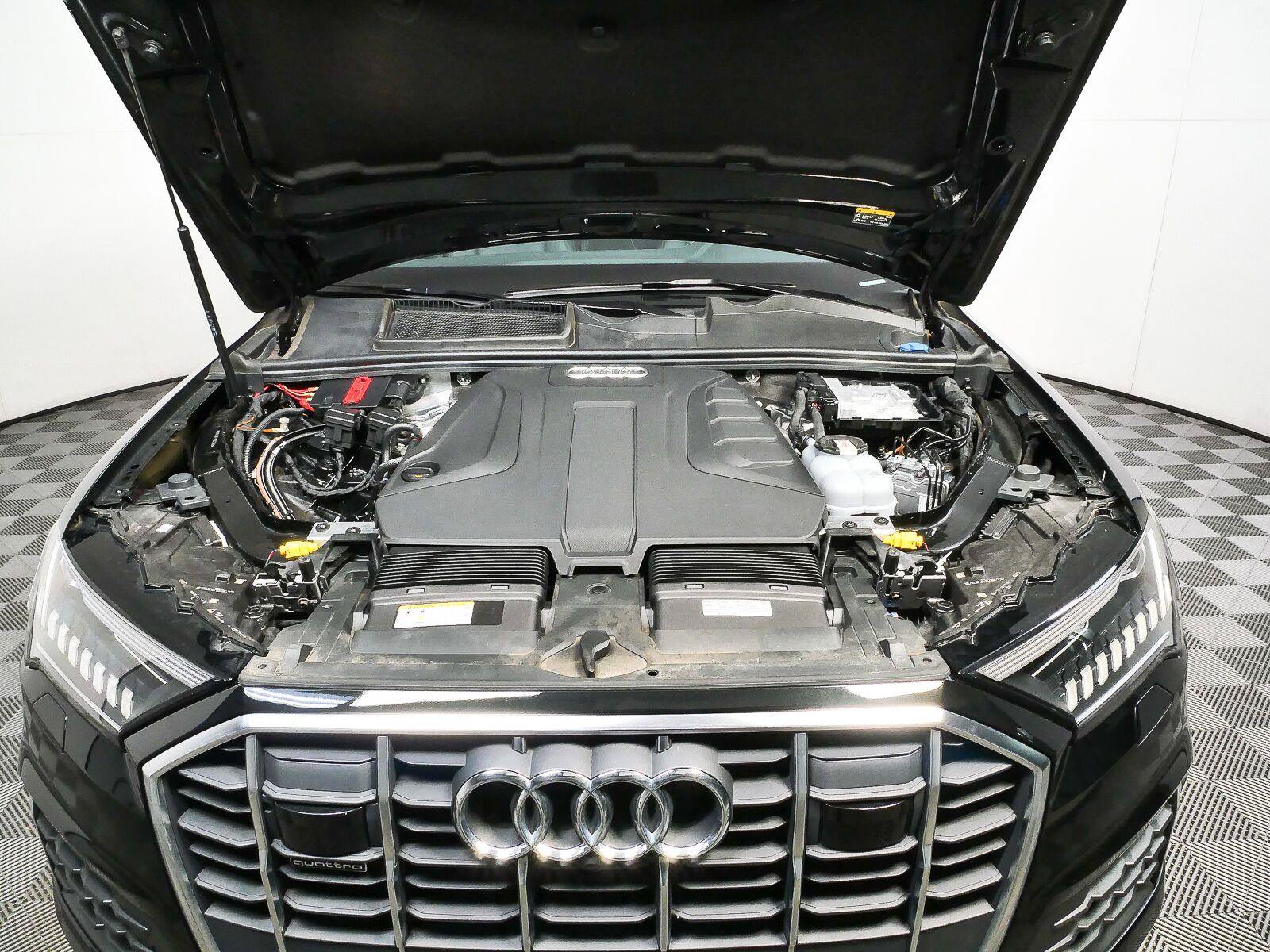 Used 2023 Audi Q7 2.0T Premium Plus w/ Premium Plus Package AWD/4WD image 37
