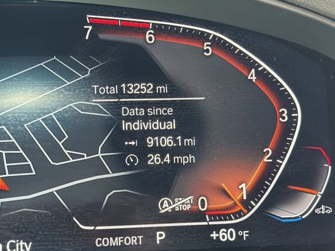 Used 2025 BMW X4 xDrive30i AWD/4WD image 13
