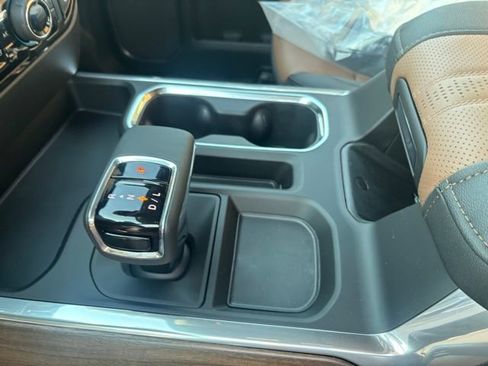 New 2026 Chevrolet Silverado 1500 High Country AWD/4WD image 19