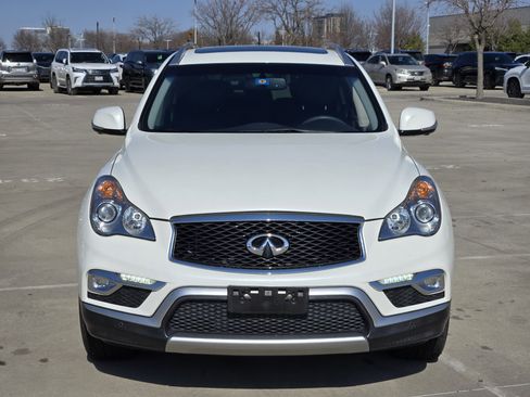 Used 2017 INFINITI QX50 2WD w/ Premium Plus Package image 5