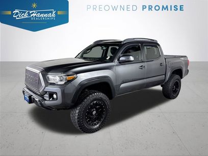 Used 2017 Toyota Tacoma TRD Off-Road w/ Tow Package (A/T)