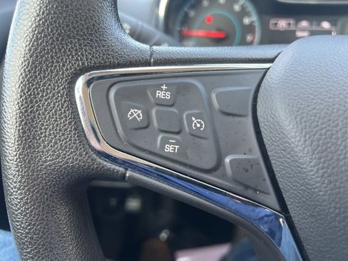 Used 2017 Chevrolet Cruze LT w/ Convenience Package image 19