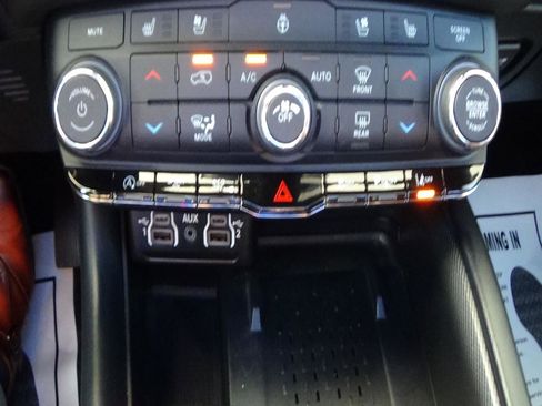 Certified 2025 Dodge Durango GT AWD/4WD image 34