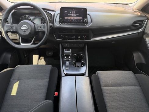 Certified 2023 Nissan Rogue SV image 30