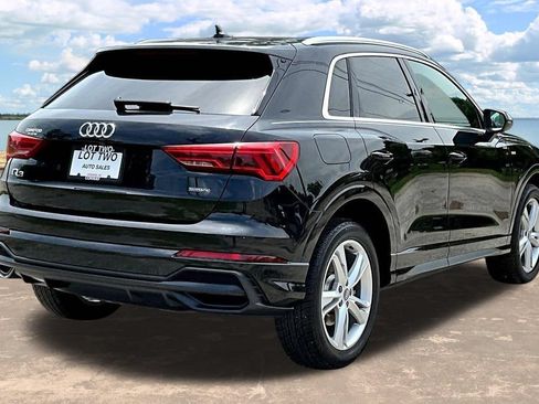 Used 2021 Audi Q3 2.0T Premium w/ Convenience Package AWD/4WD image 8