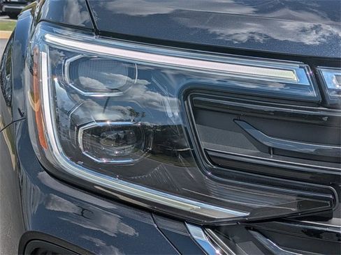 Used 2026 Volkswagen Atlas Cross Sport SE image 10