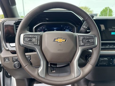 New 2025 Chevrolet Silverado 2500 LT image 18
