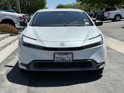 Used 2023 Toyota Prius XLE FWD image 12