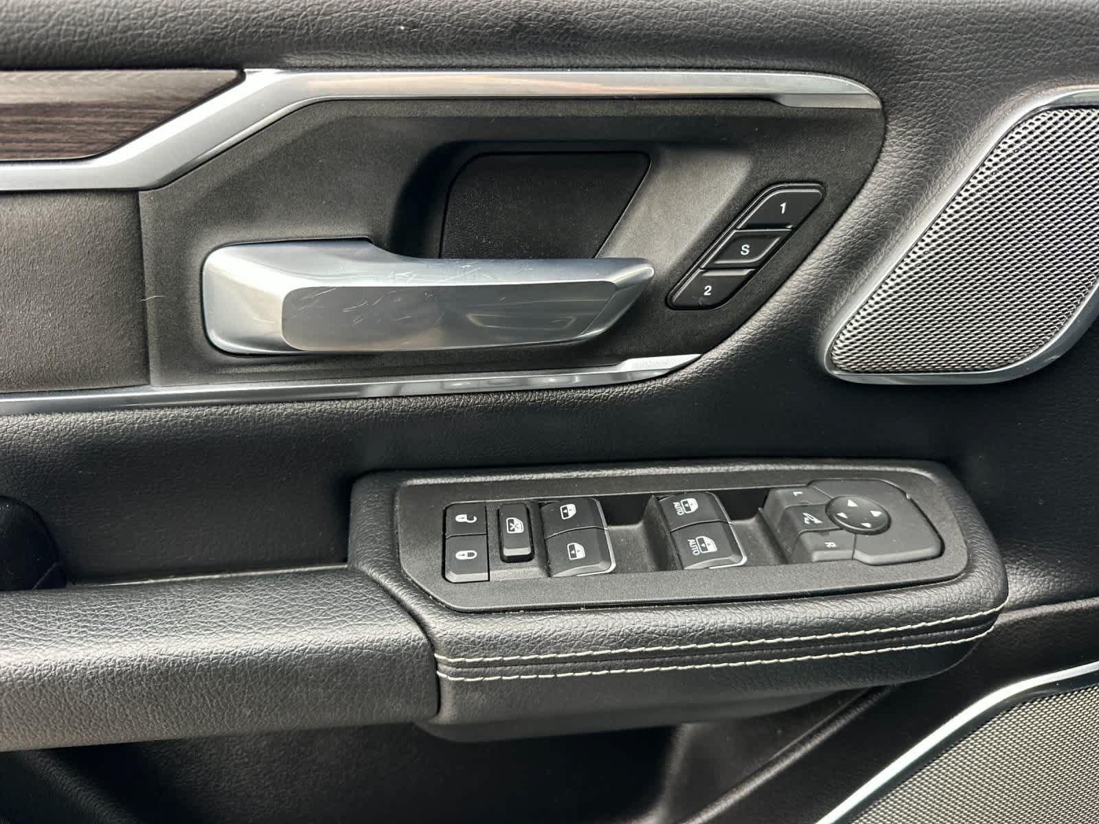 Used 2025 RAM 1500 Laramie w/ Night Edition AWD/4WD image 13