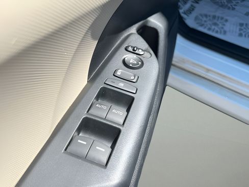 Used 2017 Honda Civic LX image 13