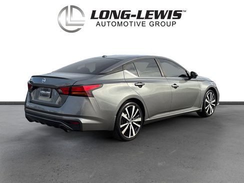 Used 2019 Nissan Altima 2.5 SR w/ SR Premium Package image 7