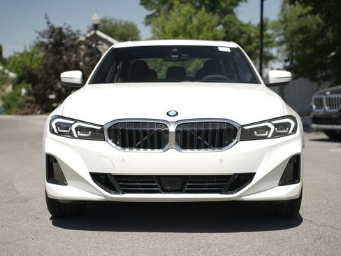 New 2026 BMW 330i xDrive Sedan w/ Premium Package AWD/4WD image 8