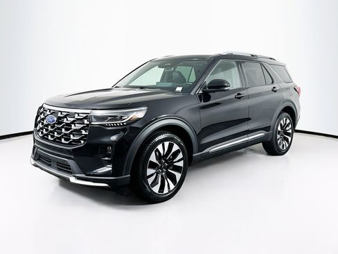 Used 2025 Ford Explorer Platinum w/ LUX Leather Package image 3