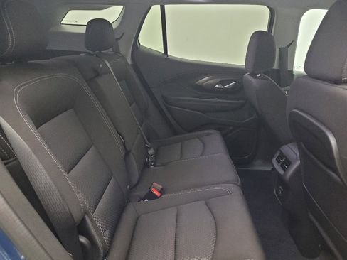 Used 2024 GMC Terrain SLE w/ Driver Convenience Package FWD image 19