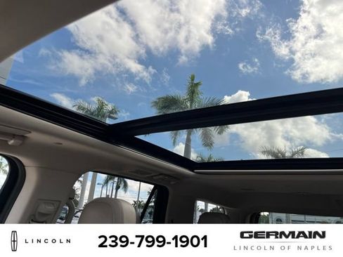 Used 2023 Lincoln Navigator Reserve RWD image 14