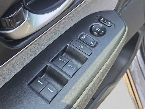 Certified 2020 Honda CR-V EX image 25