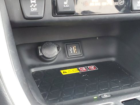 Used 2024 Toyota RAV4 XSE image 23