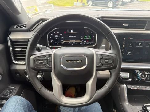 Used 2024 GMC Sierra 1500 Denali w/ Technology Package AWD/4WD image 23
