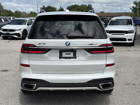 Certified 2025 BMW X7 xDrive40i image 5