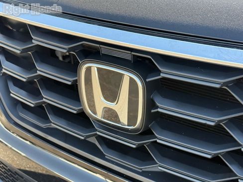 Used 2024 Honda Pilot EX-L image 34