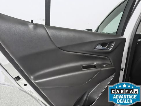 Used 2021 Chevrolet Equinox LT w/ LPO, Cargo Package AWD/4WD image 29
