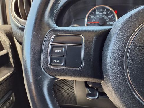Used 2015 Jeep Wrangler Unlimited Sport w/ Quick Order Package 24S AWD/4WD image 12