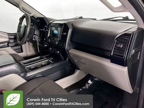 Used 2017 Ford F150 XL w/ Equipment Group 101A Mid AWD/4WD image 24