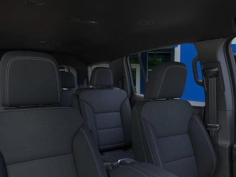 New 2027 Chevrolet Traverse LT w/ LPO, Floor Liner Package AWD/4WD image 24