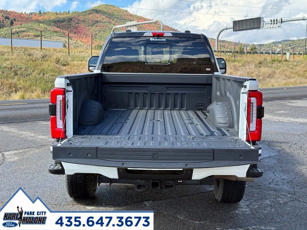 Used 2024 Ford F350 Limited w/ FX4 Off-Road Package AWD/4WD image 5