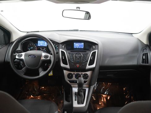 Used 2014 Ford Focus SE FWD image 13