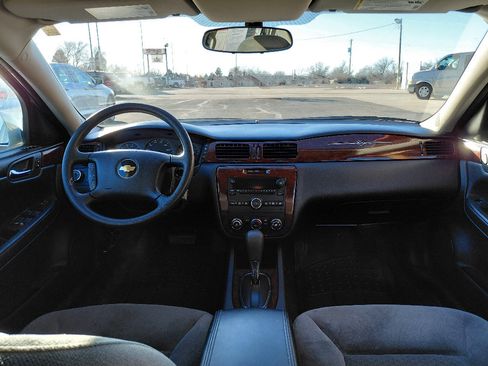 Used 2011 Chevrolet Impala LS image 11