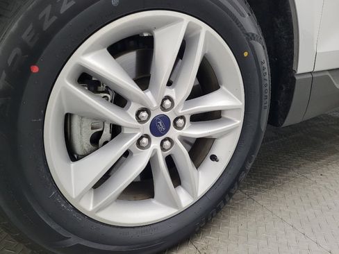 Used 2017 Ford Edge SEL w/ Equipment Group 201A image 31