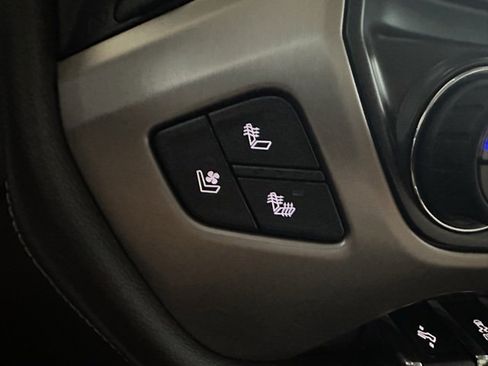 Used 2018 GMC Sierra 2500 Denali w/ Duramax Plus Package image 44