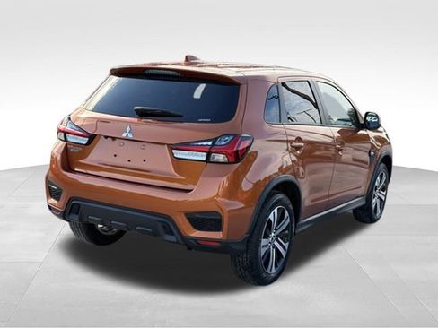 Used 2026 Mitsubishi Outlander Sport ES AWD/4WD image 5