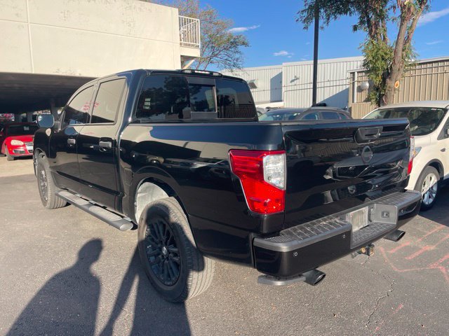 Used 2019 Nissan Titan SL w/ Midnight Edition AWD/4WD image 2