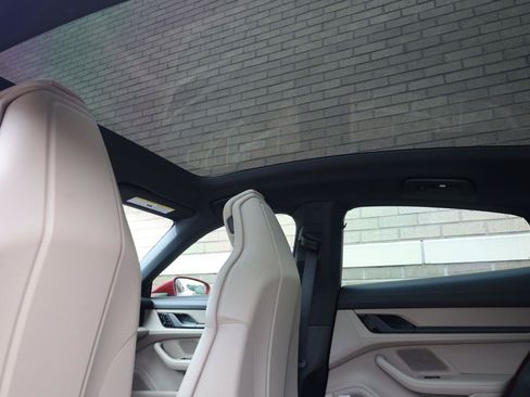 Used 2020 Porsche Taycan 4S w/ Premium Package AWD/4WD image 20