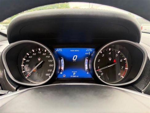 Used 2018 Maserati Levante S GranSport AWD/4WD image 32