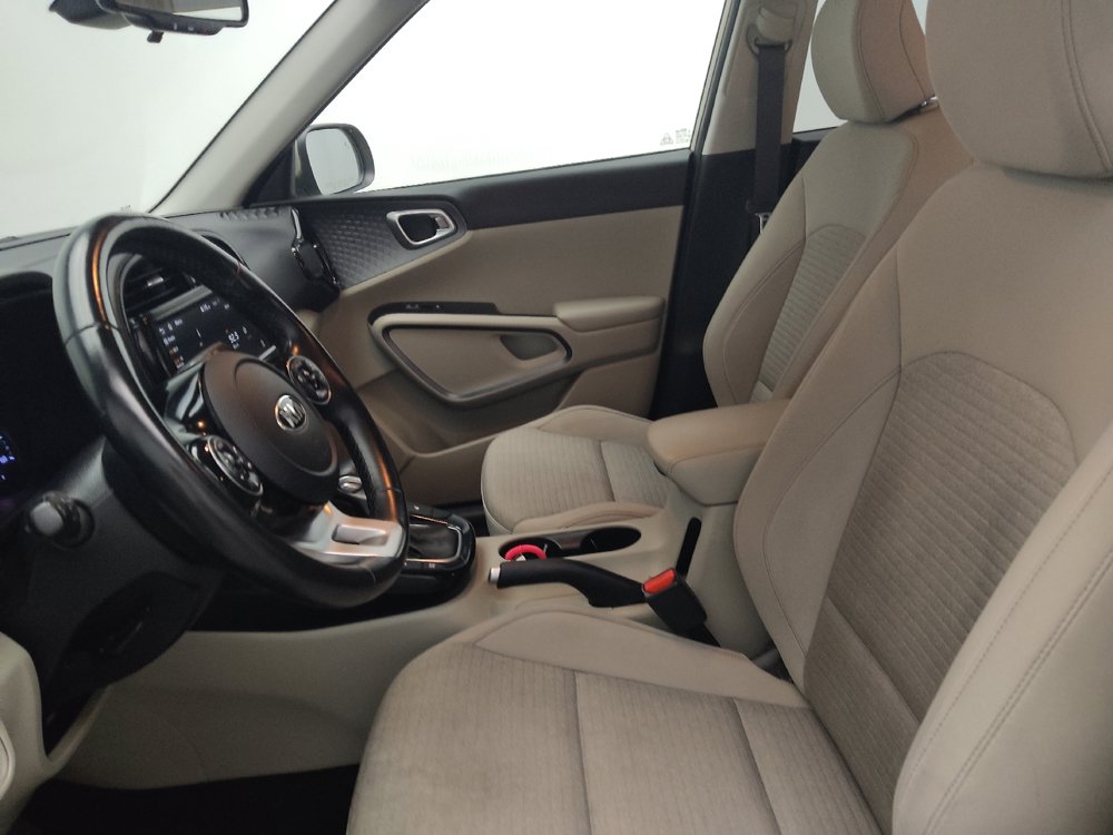 Used 2020 Kia Soul EX FWD image 17