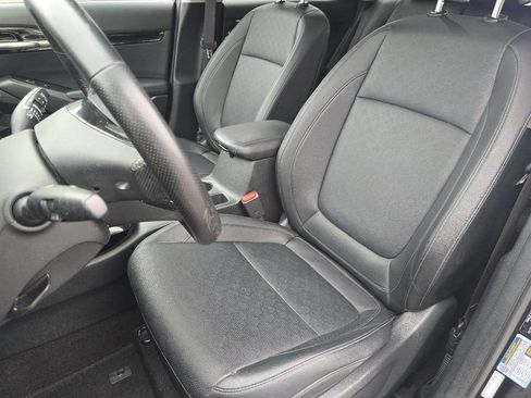 Used 2022 Kia Seltos SX w/ Sunroof Package image 23