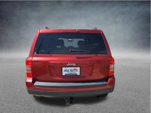 Used 2015 Jeep Patriot Sport w/ Power Value Group FWD image 7
