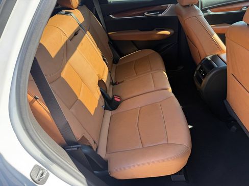 Used 2021 Cadillac XT5 Premium Luxury AWD/4WD image 27