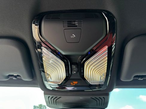 Used 2023 BMW X3 sDrive30i w/ M Sport Package RWD image 18