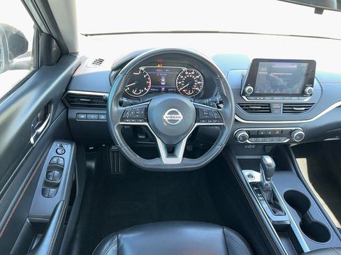 Used 2021 Nissan Altima 2.5 SR image 14