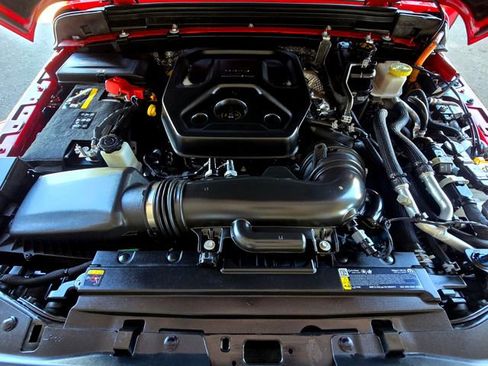 Certified 2025 Jeep Wrangler Unlimited Sahara image 27