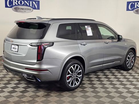 Used 2024 Cadillac XT6 Sport w/ Technology Package AWD/4WD image 29