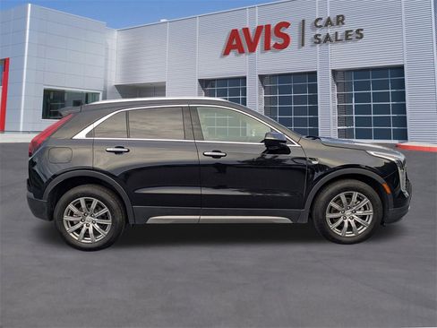 Used 2023 Cadillac XT4 Premium Luxury image 5