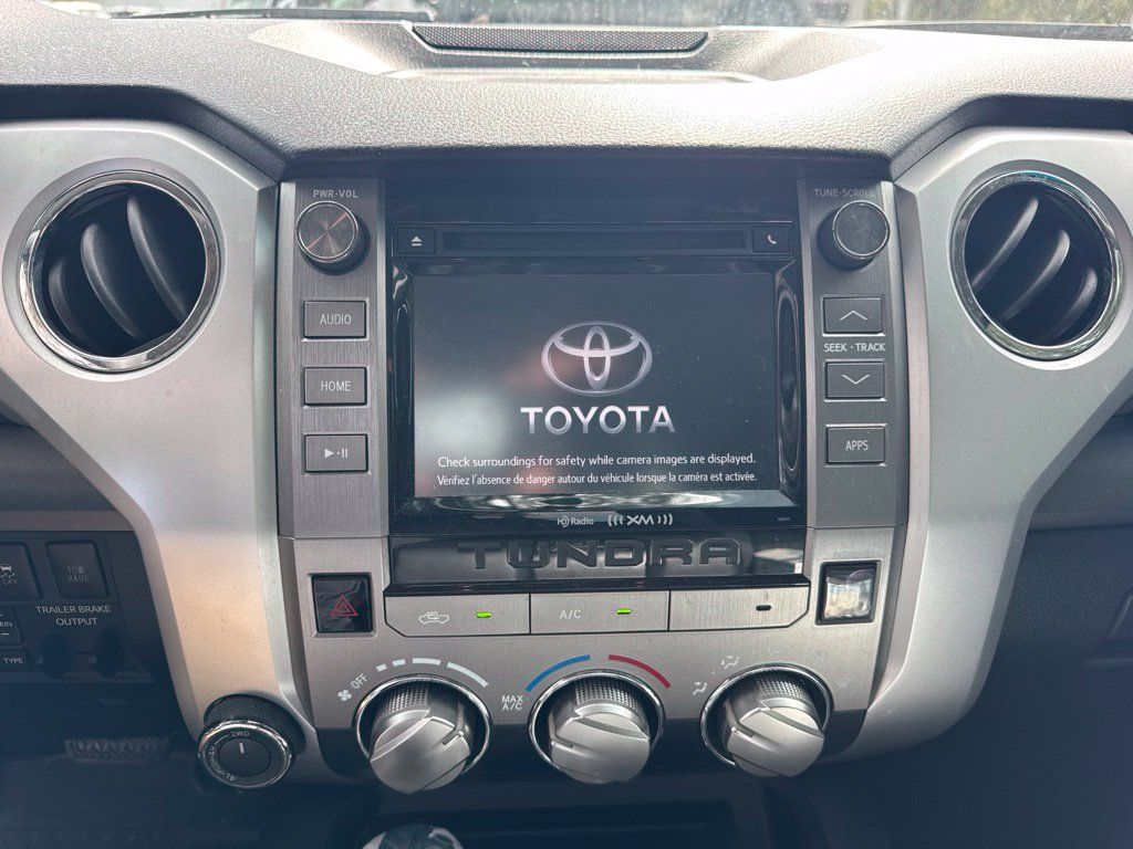 Used 2017 Toyota Tundra SR5 w/ SR5 Upgrade Package AWD/4WD image 12