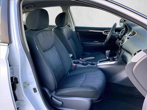 Used 2019 Nissan Sentra SV image 9